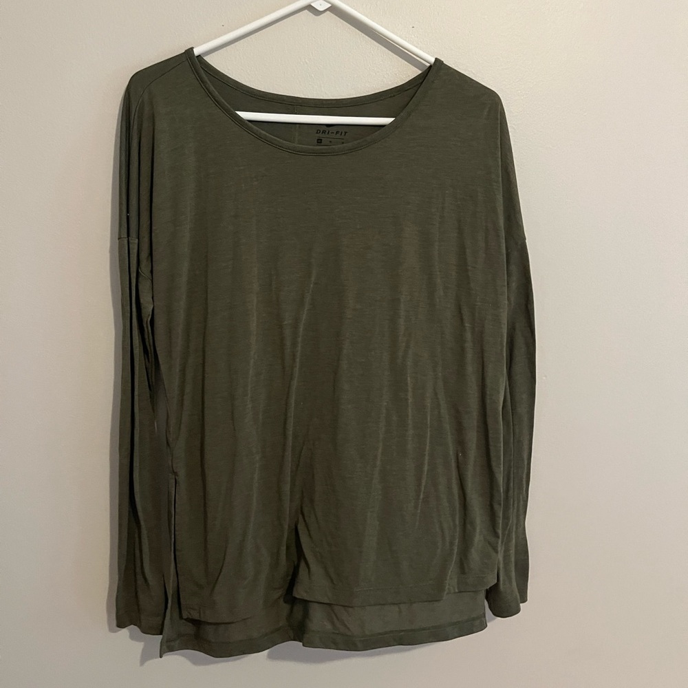 Nike dri fit long sleeve